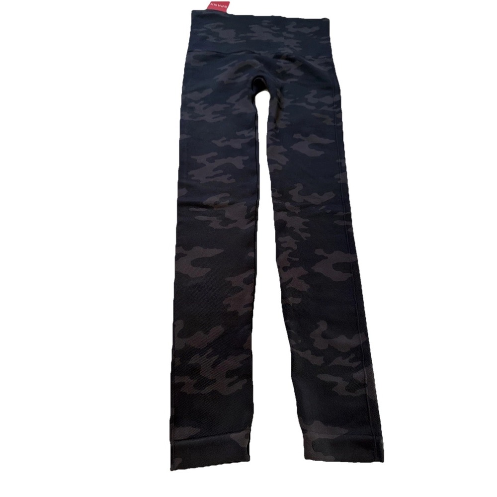 NWT SPANX Eco Care Seamless Leggings Womens SM Black Gray Camouflage Full Length